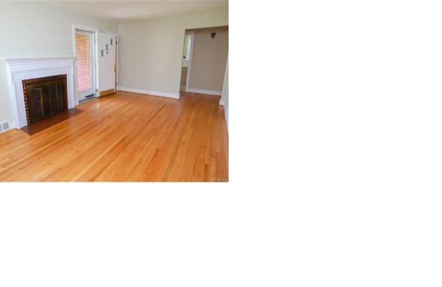 7426 Wentworth Avenue