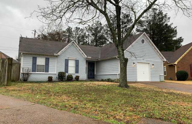 Awesome Home for Rent!!!! - 5412 Leaning Oak Drive, Shelby County, TN 38141