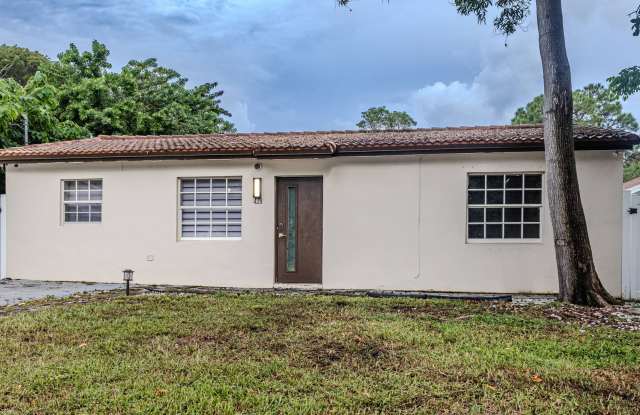 Charming Fort Lauderdale Home | Security Deposit Alternative Available!