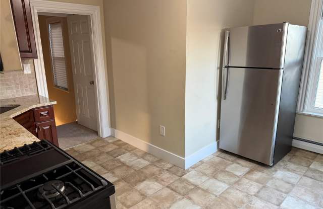 75 Anstice Street unit: 2- 2Nd Flr