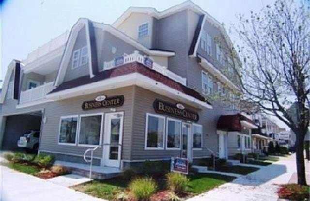 Photo of 1301 West Ave