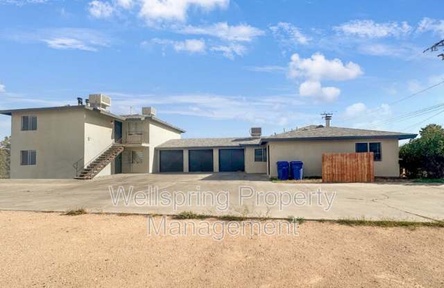 204 South Gateway Boulevard A - 204 South Gateway Boulevard, Ridgecrest, CA 93555