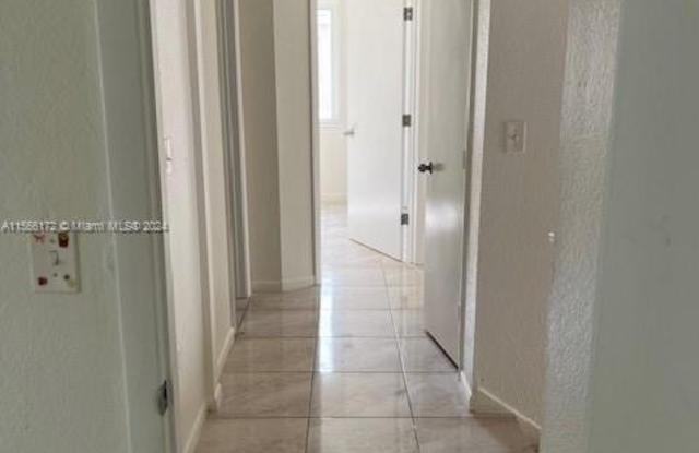 221 NW 83rd St