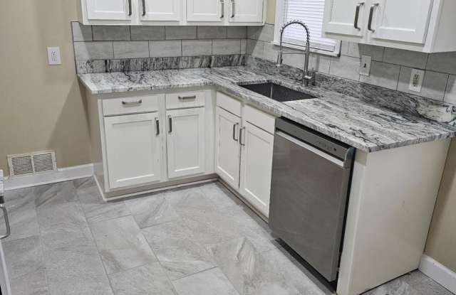 34290 Richard Street