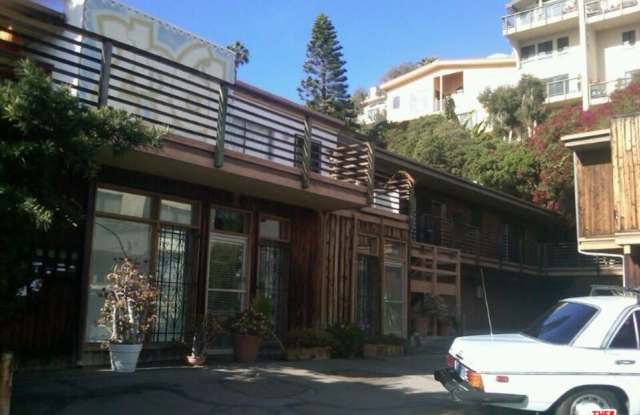 21361 Pacific Coast Hwy