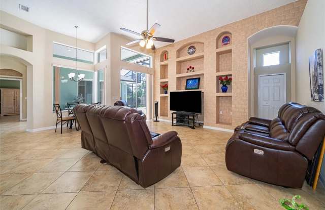 2714 University Acres Drive