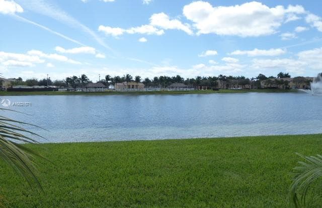 1460 SE 24th Ct - 1460 Southeast 24th Court, Homestead, FL 33035