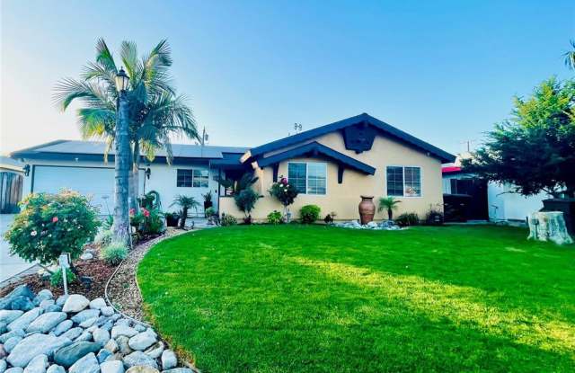 10647 Cochran Avenue