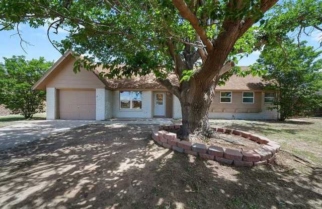2503 Lynn Drive