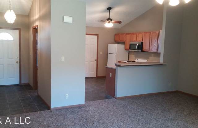 2138 Cliburn