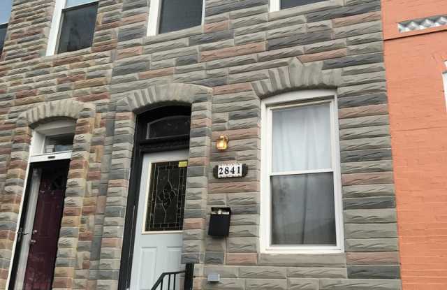 Charming 2 Bedroom/1.5 Bathroom Townhome in Remington, MD!
