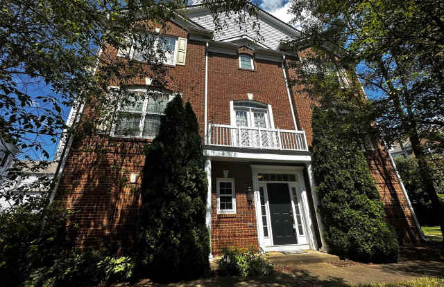 5035 COOL FOUNTAIN Lane