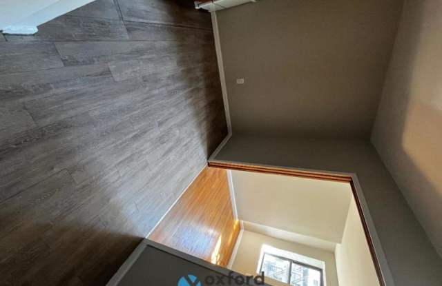 Photo of 518 East 5th Street