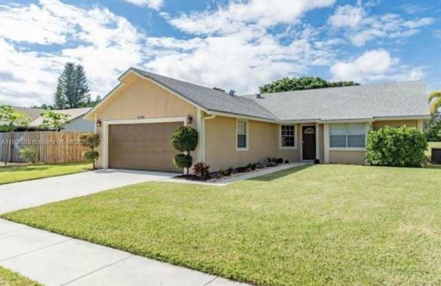 Photo of 1830 N Banyan Creek Cir N