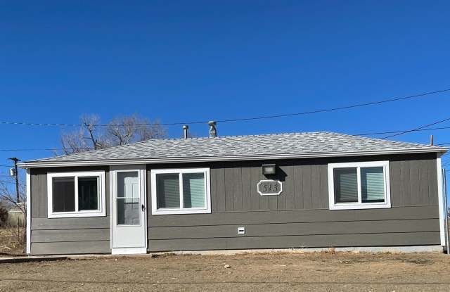 Photo of Cute, small 2 bedroom home