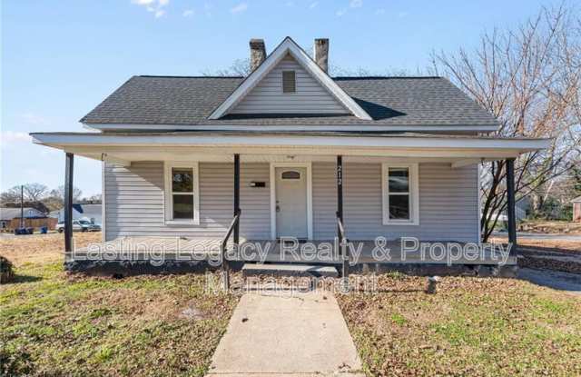 212 N Laura Wall Blvd