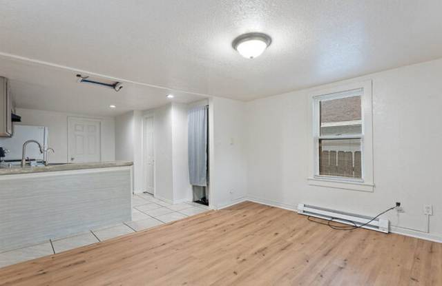 424 East Velma Avenue