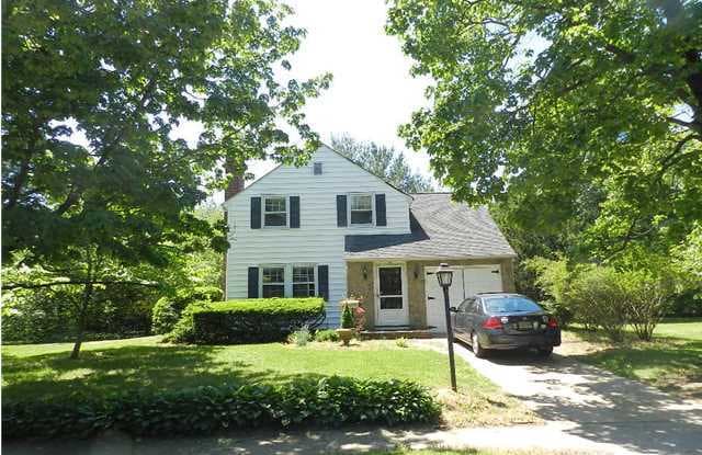 36 Grant Place - 36 Grant Place, Little Silver, NJ 07739