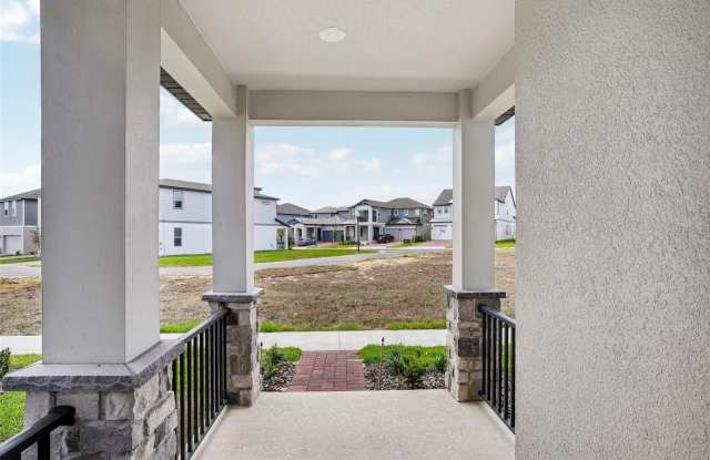 5093 RAILROAD VINE ALLEY