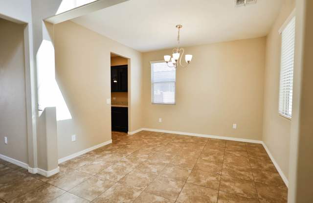 800 W Placita Chilpe