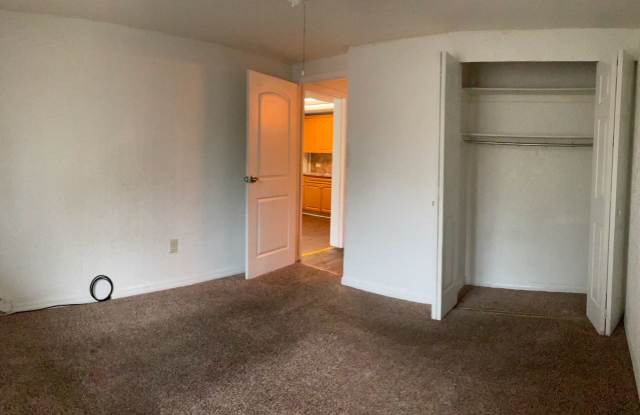 Great Location! Great Price! Call for Specials!