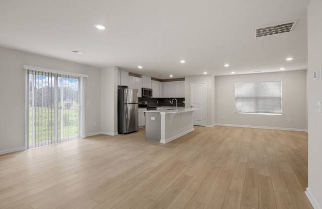 Photo of Luxury Living  Ultimate Space: Your 5-Bedroom Spartanburg Dream Home, NO APPLICATION FEE if APPROVED