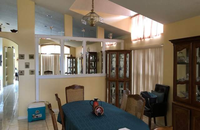 Photo of Beautiful 3 bedroom home located in Kissimmee