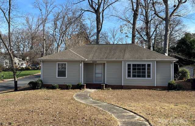 Photo of 668 N Sixth Street