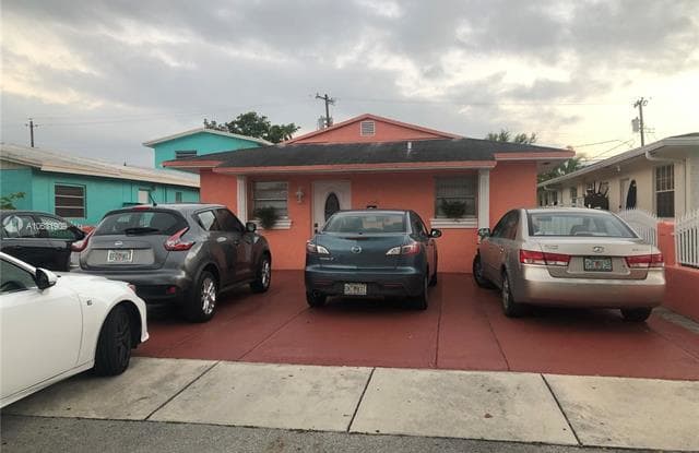 490 E 15 ST - 490 E 15th St, Hialeah, FL 33010