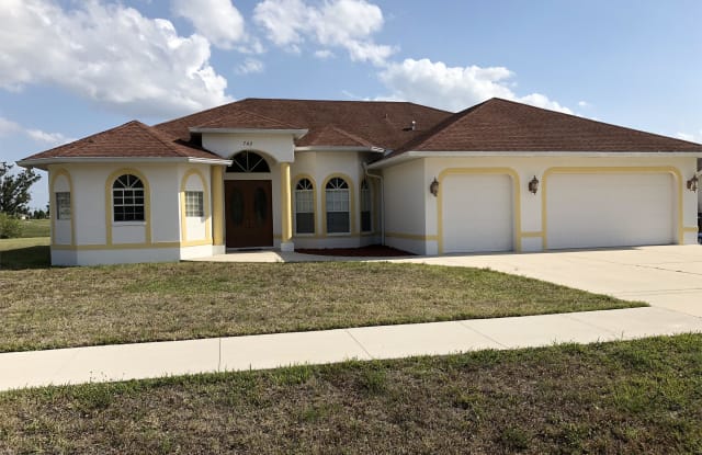 742 Milwaukee Blvd - 742 Milwaukee Boulevard, Lehigh Acres, FL 33974