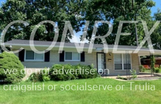 8 Longhenrich Drive - 8 Longhenrich Drive, Florissant, MO 63031