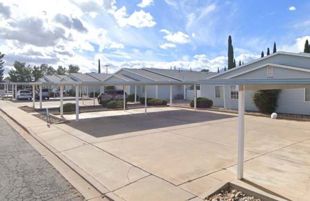 The Vistas at Sierra Court