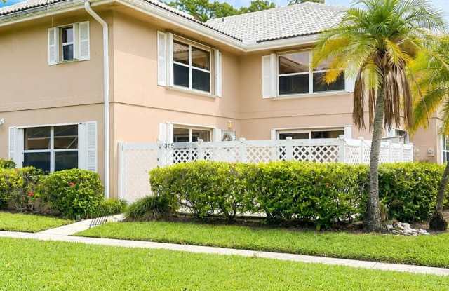 3115 Kingston Court