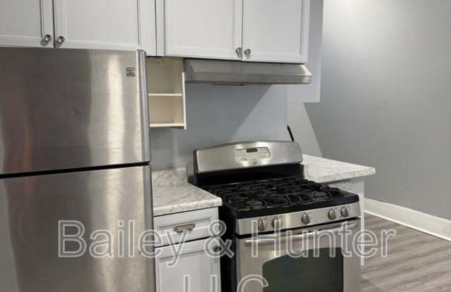 1587 Olympian Circle SW