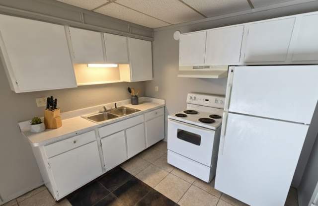 Photo of 1226 Langley Rd