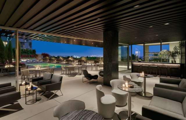 8500 W Sunset