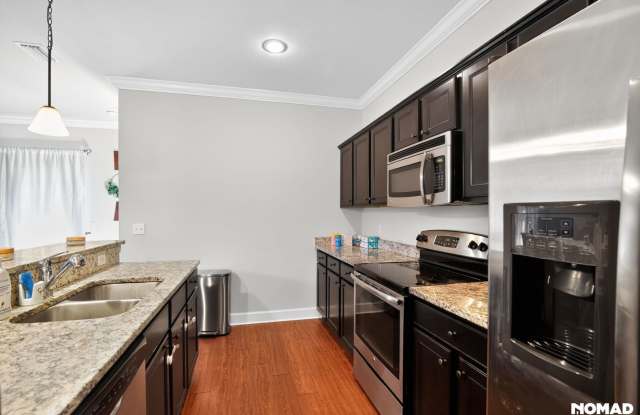 Spacious 4BR House in Gainesville