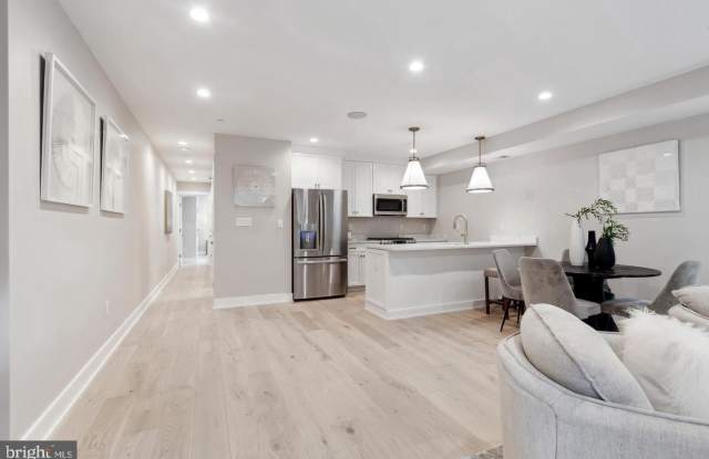 5305 CONNECTICUT Avenue NW unit: 2