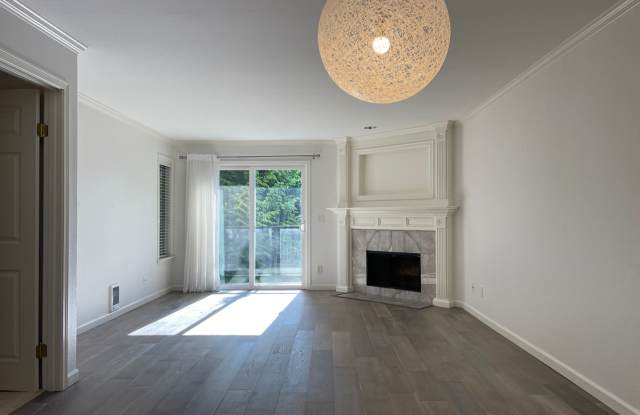 CLICK "REQUEST A TOUR" NOW!