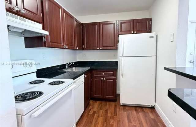 Photo of 7100 NW 179th St