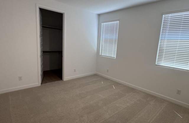 Photo of 23333 W Mobile Lane