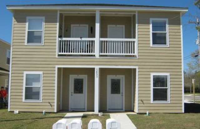 12040 Highland Avenue - C