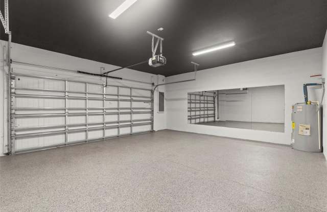 4913 N NEBRASKA AVENUE