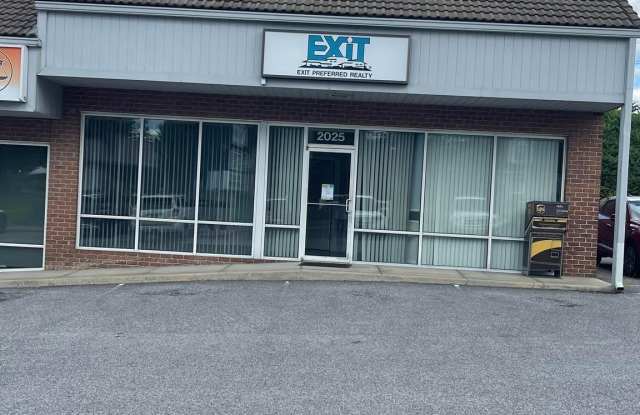 Photo of 2025 E MAIN STREET