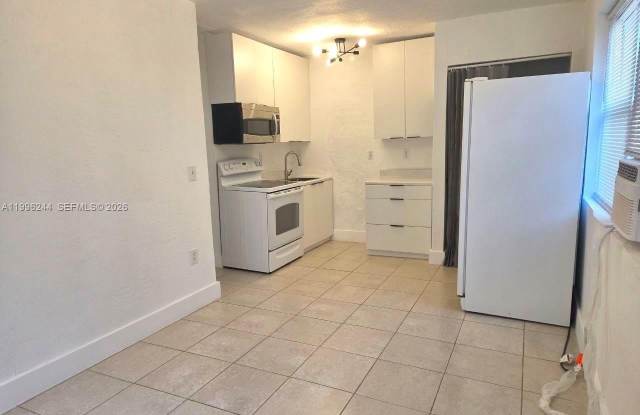 34 SW 6th Ave