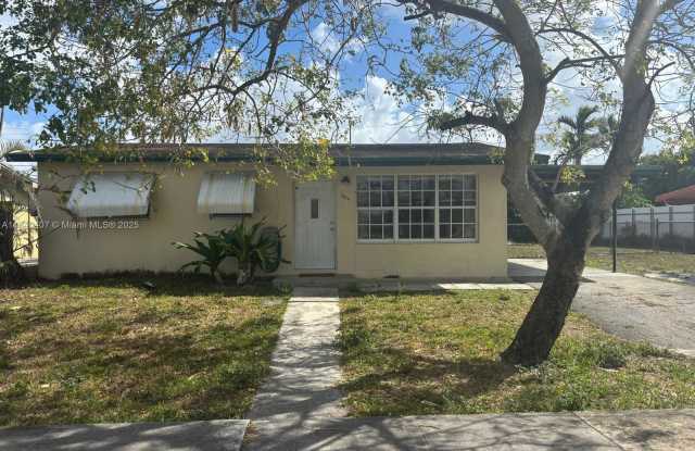 Photo of 7820 Northwest 175th Street