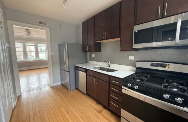 Photo of 3020 N. Karlov