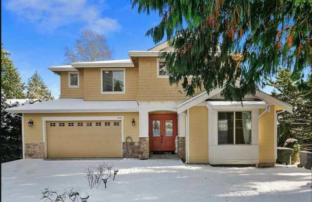 2310 100th Ave NE