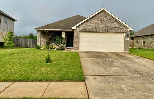 Photo of 3 bedroom, 2 bathroom Leander home that backs greenbelt!!