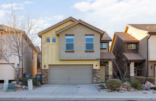 4bd | 2.5 Bath | 2 Car Detached Desert Canyon Townhome Now Available